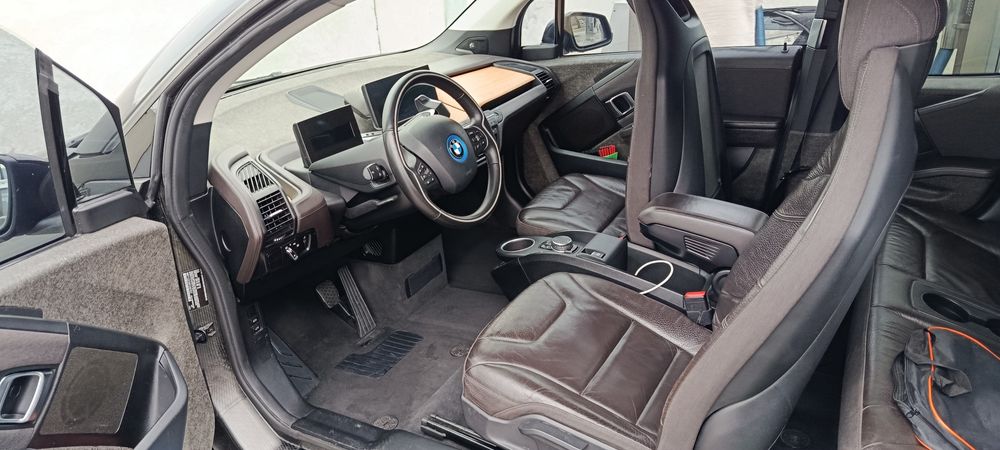 Електро авто bmw i3