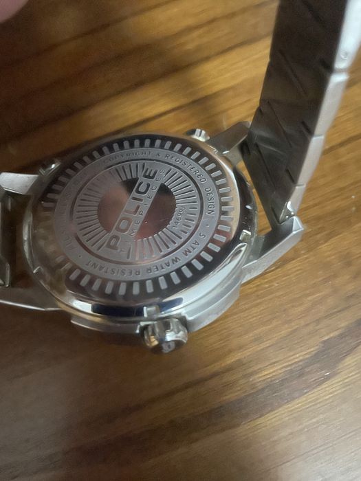 Vendo relogio police
