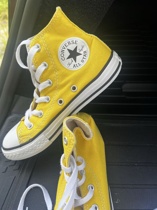 Sapatilhas allstar amarelas tamanho 31
