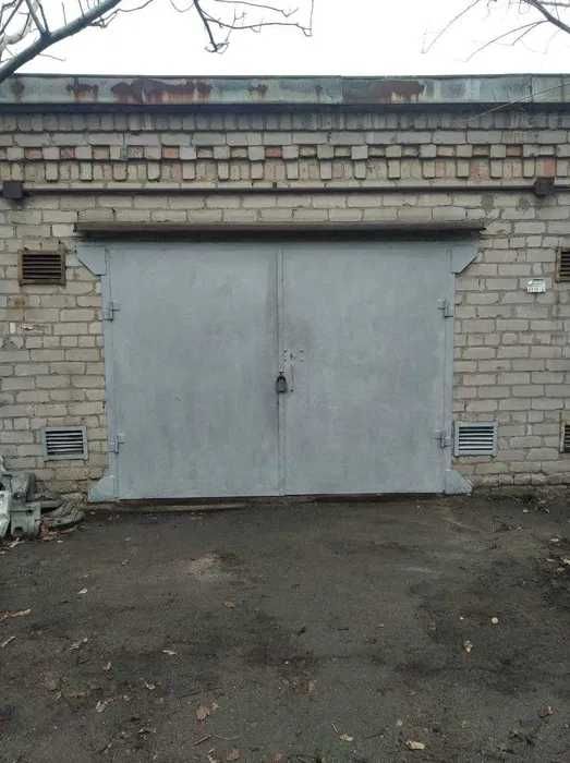 Продам капітальний гараж