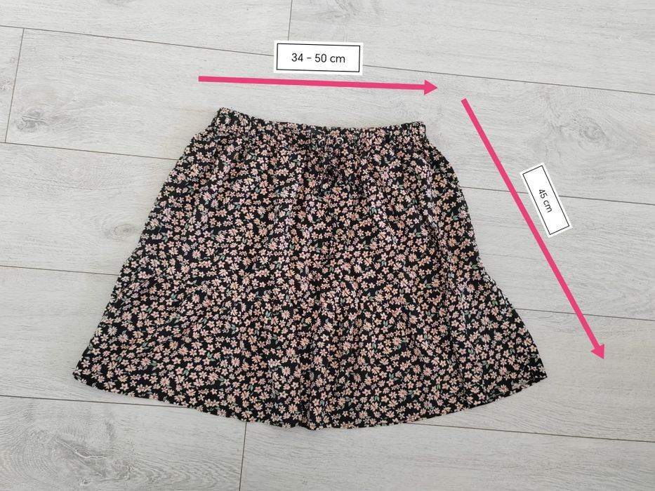 Spódnica letnia mini rozkloszowana czarna