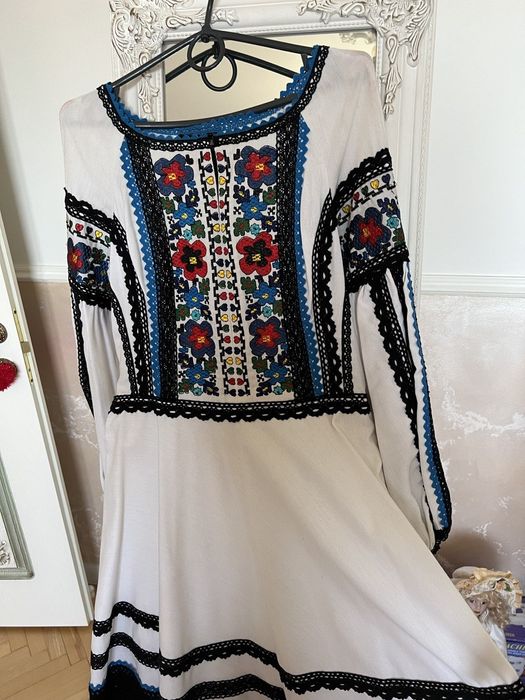 Сукня вишиванка гладдю