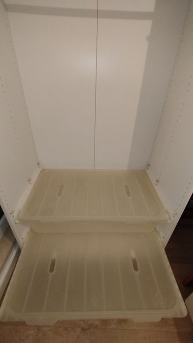 Roupeiro branco IKEA Pax com gavetas