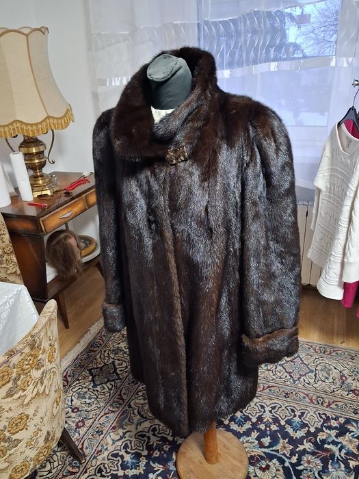 Futerko z Norek rozmiar 44-46 koloru czekoladowego