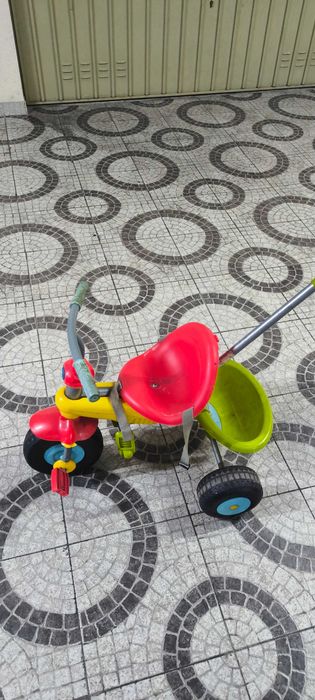 Vendo triciclo de criança