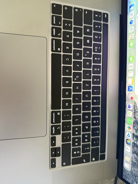 Macbook Pro 16" Intel I9 - 32gb ram - 512gb
