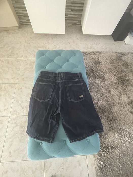 Calçao de ganga de homem como novo