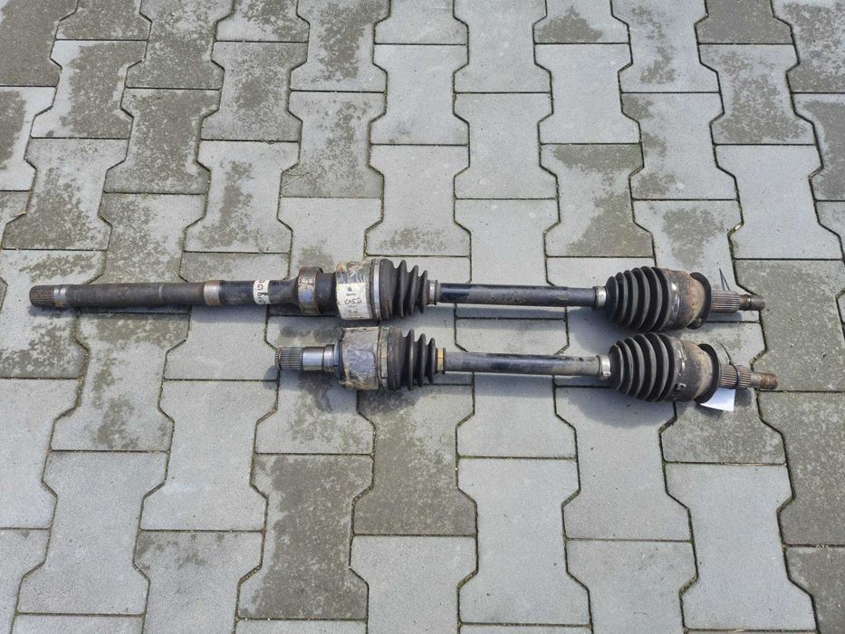 Półoś mazda cx5 I 2.0b 12-16r.
