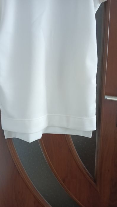 Śliczna nowa sukienka masełko 42-48