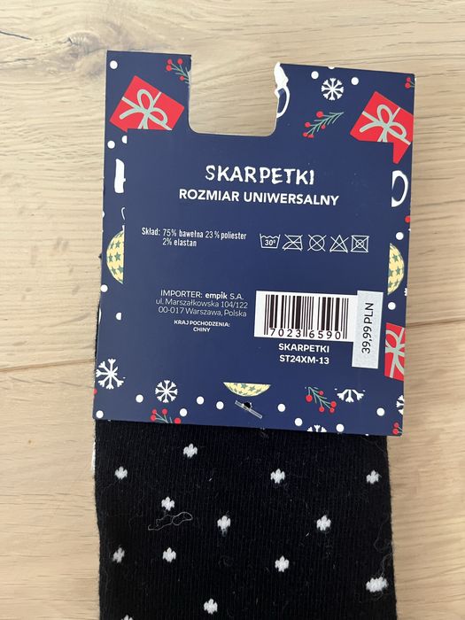 Skarpetki z motywem świątecznym