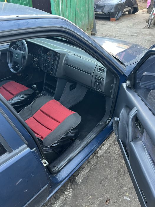 Продам Вольво 460