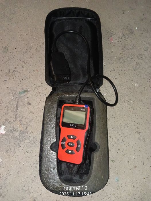 Skaner obd2 z etui