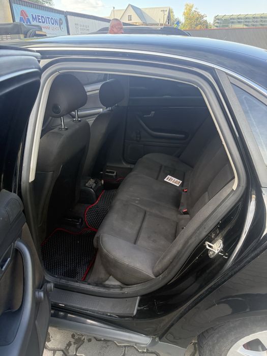 Audi A4 B6 1.6 бензин
