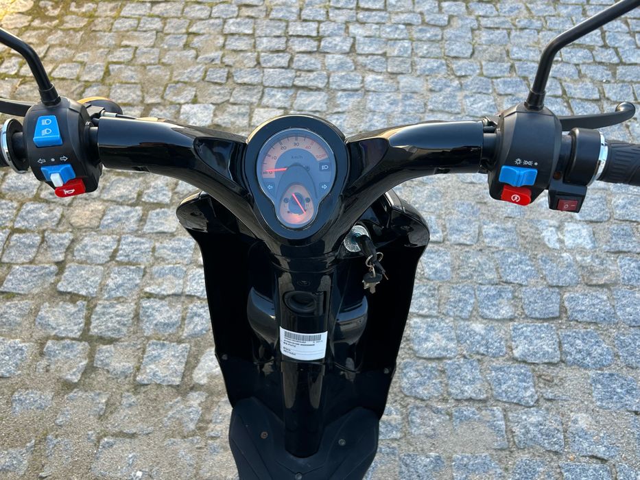 Mota/ bicicleta eléctrica, bateria litio 48V nova