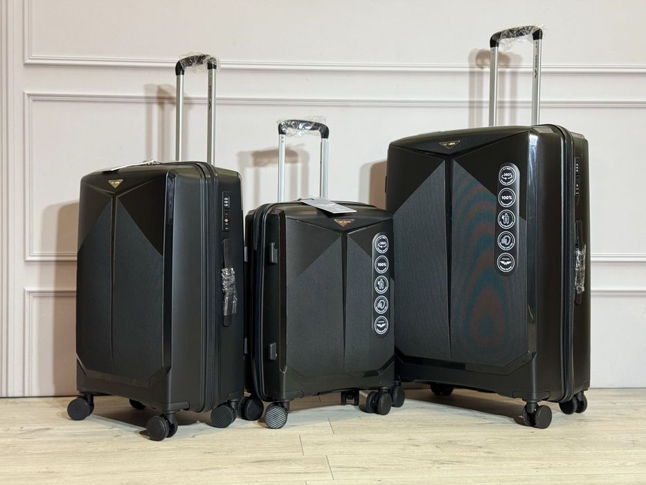 Чемодан чемоданы валіза WINGS  CKT01 100% поліпропілен Польша оригінал