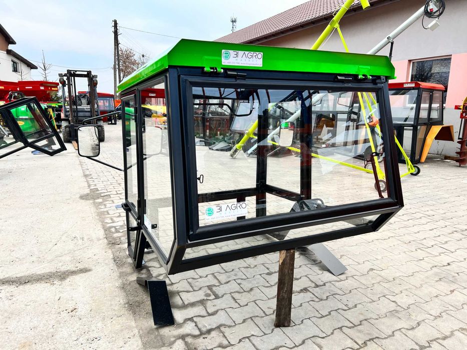 Kabina Ursus Kabina ciągnikowa z błotnikami/ kabina bez błotników C330 C-330 C360 C-360 MF235 MF255 T25 T-25 +wycieraczka / Dostawa całe PL --RATY--