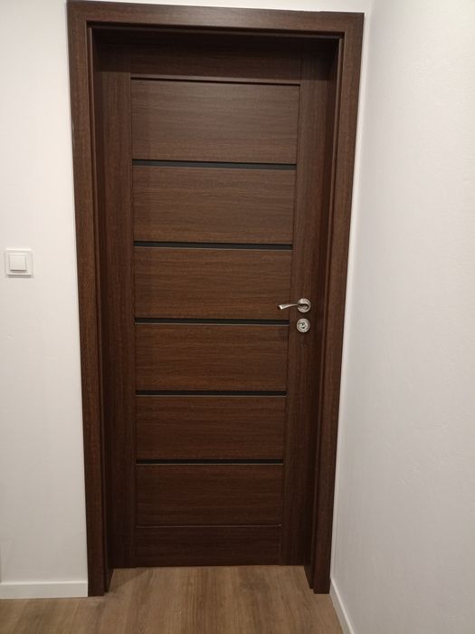 Nowe drzwi 80 lewe + ościeżnice regulowane