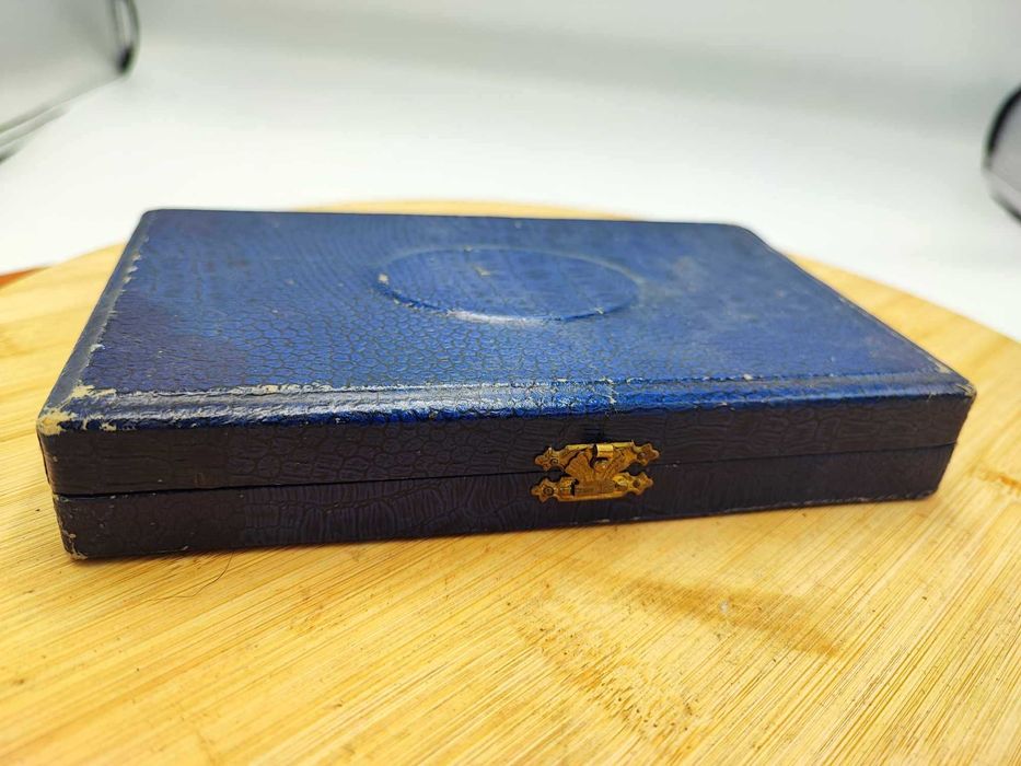 Art deco,zestaw do manicure w pudełku