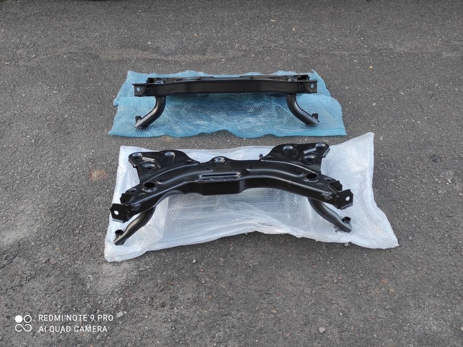 Підрамник передній подрамник балка Suzuki swift Свифт