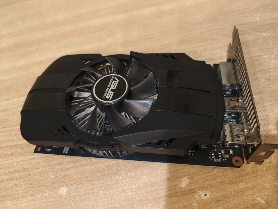 Продається відеокарта Asus GeForce 1050 Ti 4Gb