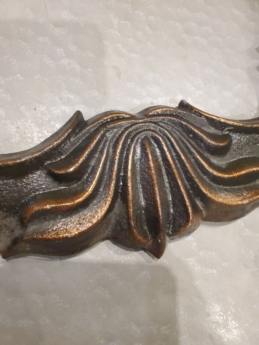 Продам   раму для зеркала  метал