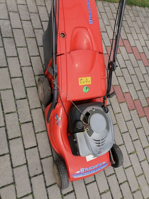 Sprzedam kosiarkę spalinową husqvarna