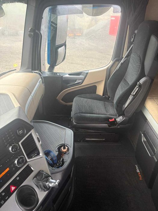 Mercedes 1845 Cabine Big Space