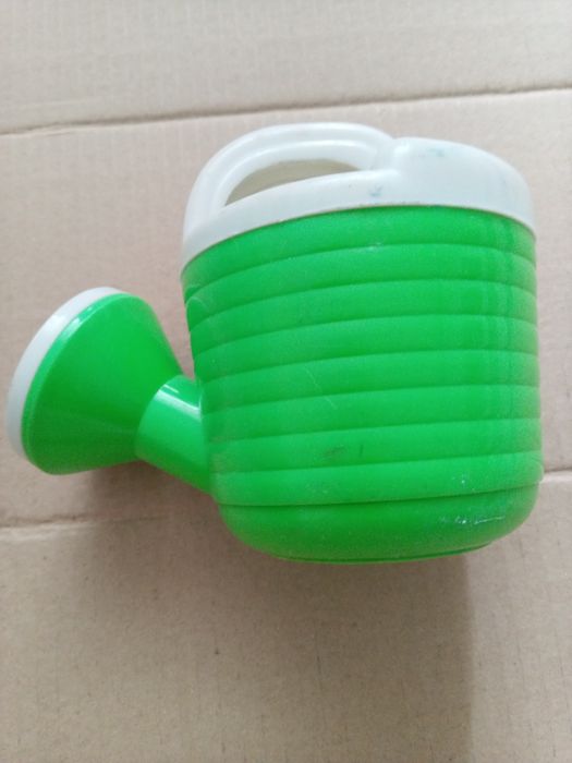 Лопата, граблі, лійка