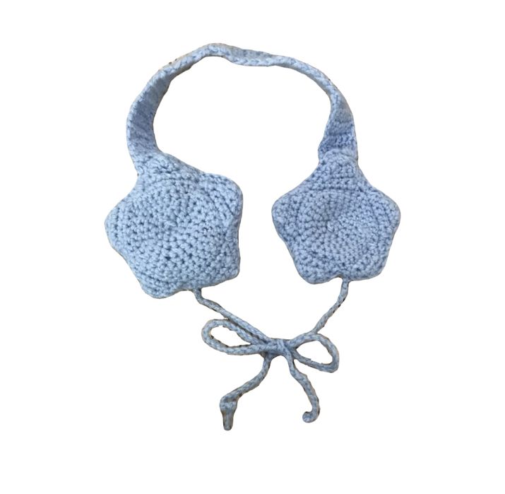 Зимние вязанные звезды на уши