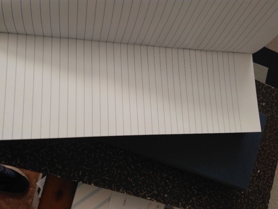 Livro Estreito Pautado 150 folhas