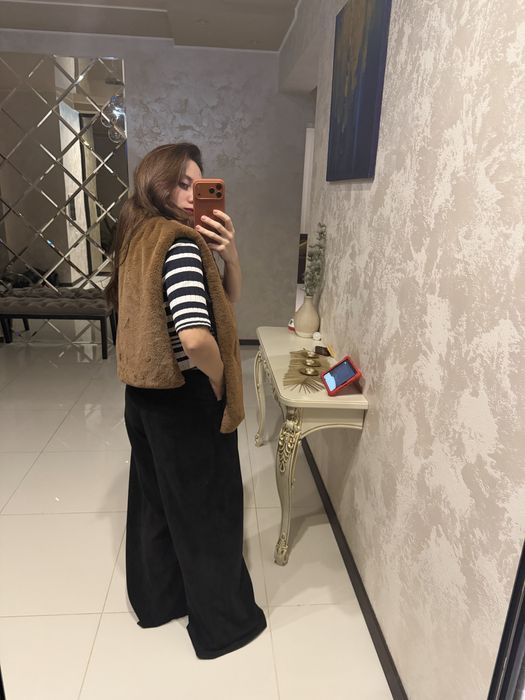 Маніжка з еко хутра. Нова.