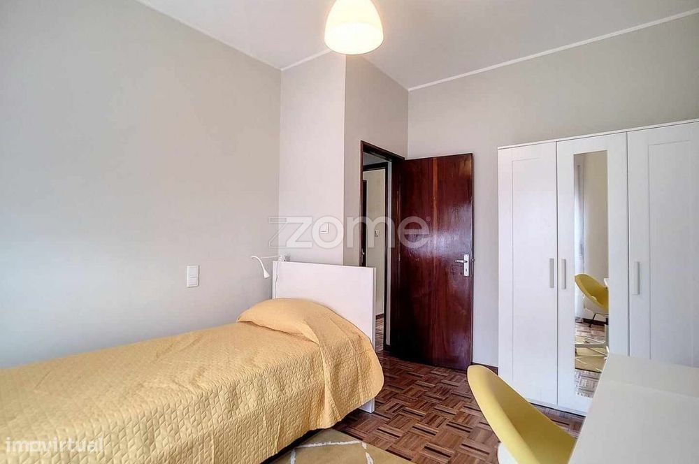Imóvel situado no Porto / Paranhos