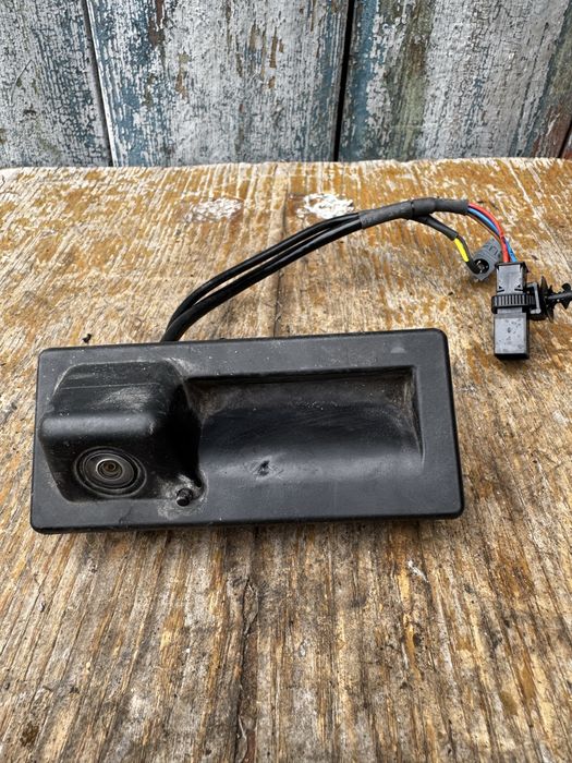 Камера заднего вида Volkswagen Tiguan