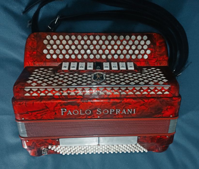 Acordeão PAOLO SOPRANI 4ª voz 120 Baixos