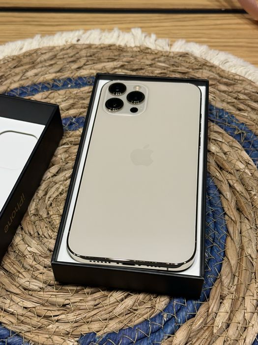 Iphona 12 pro max 256gb pudelko kabel case