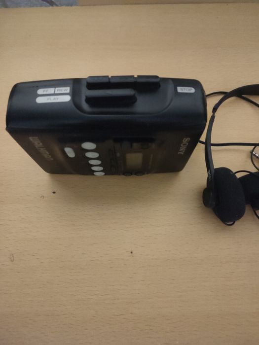 Кассетный плеер sony walkman WM-FX20.