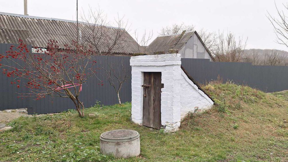 Продам домоволодіння в с.Колоденка.