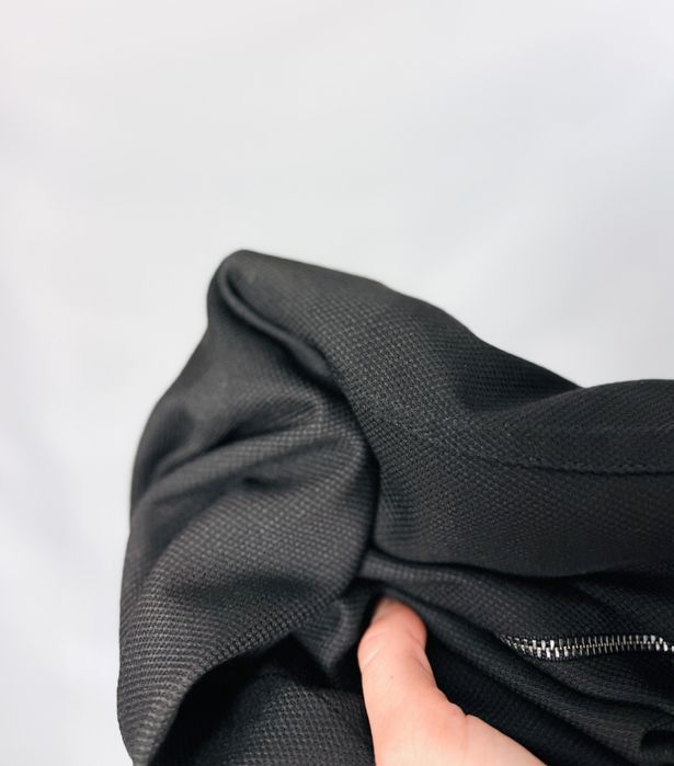 Czarna sukienka z kwadratowym dekoltem M 38