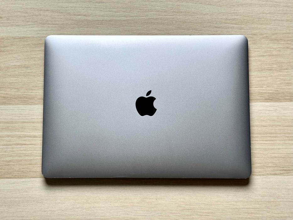 Topcase z ekranem do MacBook Air 13" A2179 (2020) –  Sprawny