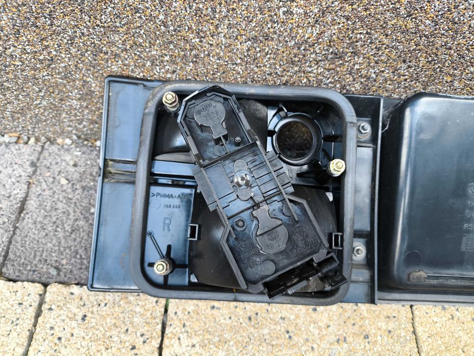 Lampy Tylne Dymione VW Vento