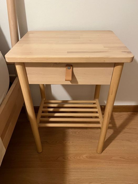 Conjunto Cama + Mesas de Cabeceira IKEA BJORKSNAS - Betula Natural