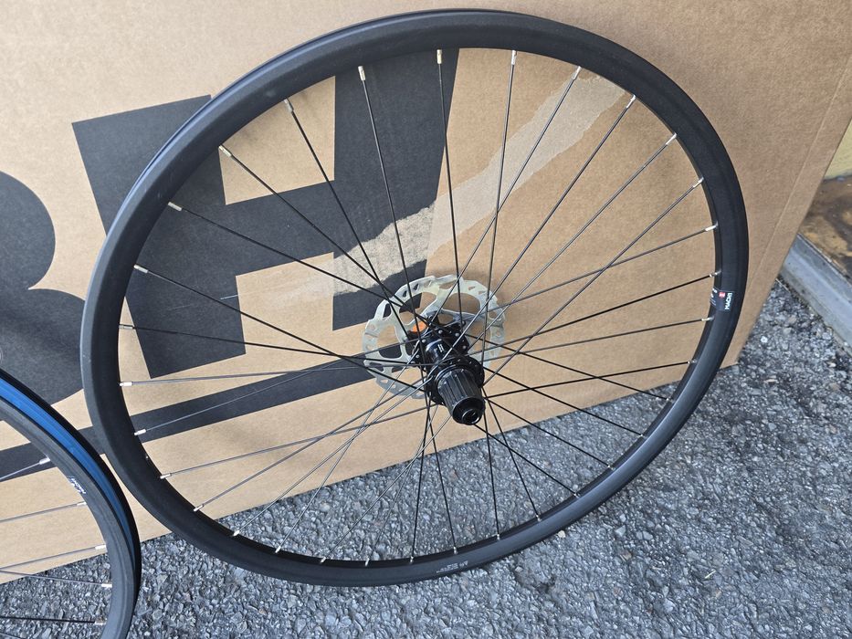 Rodas de gravel novas com discos