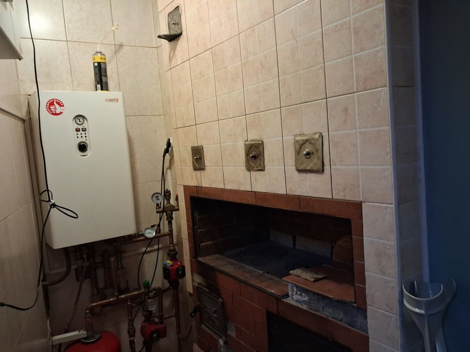 Продам свій 2повеерхови житловй  будинок у Вишгороді