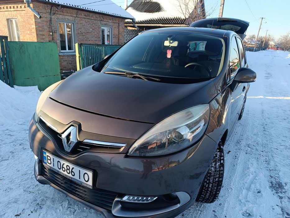 Рено Сценіку 2014