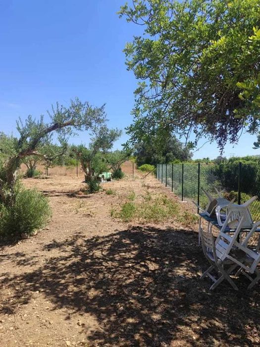 Terreno vedado para armazenamento
