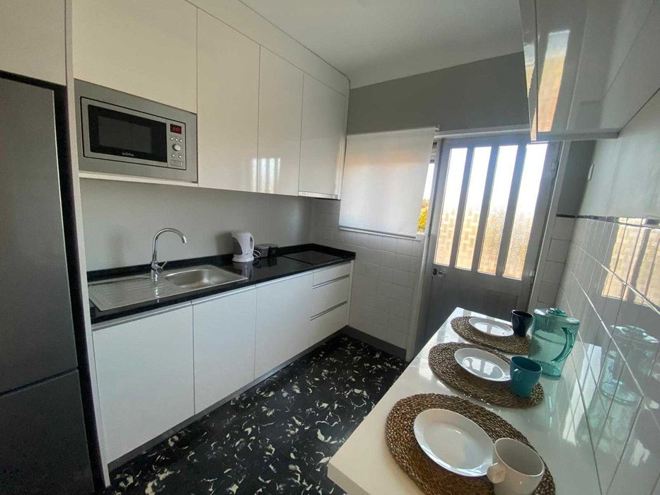 Quartos para Estudantes | Casa Remodelada com Terraço | Campus Asprela