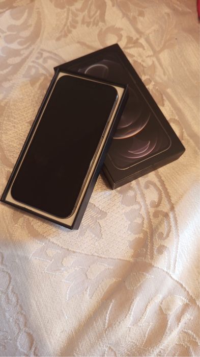 IPhone 12 Pro usado como novo