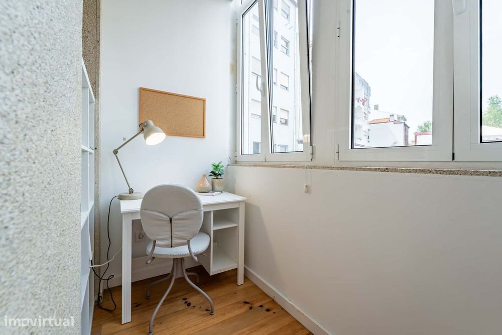 Complete studio in Bonfim, with working area