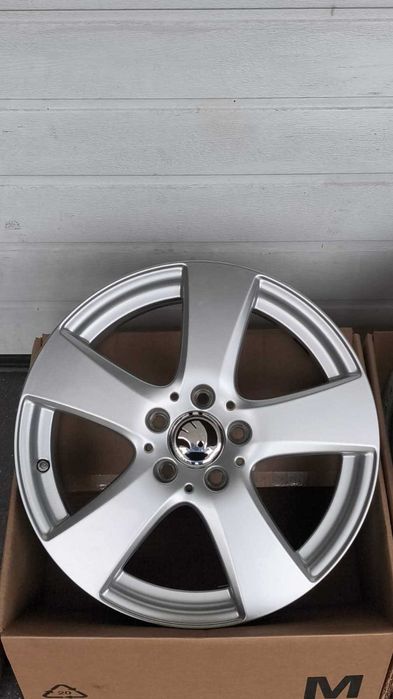 Felgi aluminiowe 17" Skoda Seat Vw Audi  5x112 7J ET48,5 (OL800F)