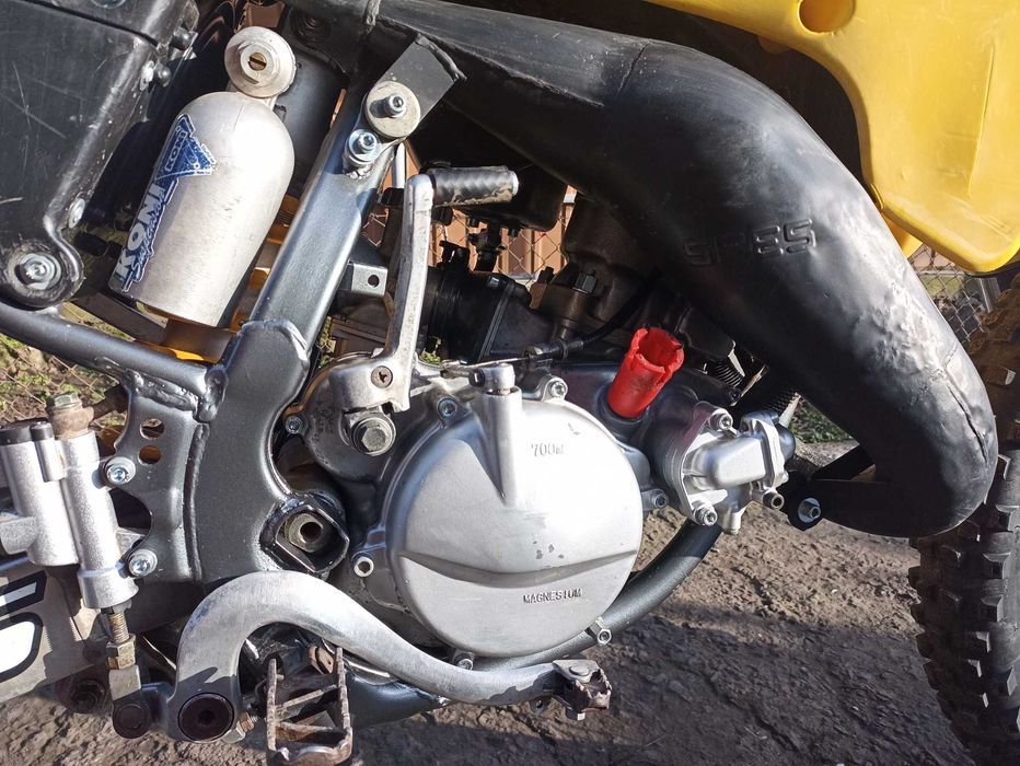 Suzuki RM - 125  кроссовый мотоцикл